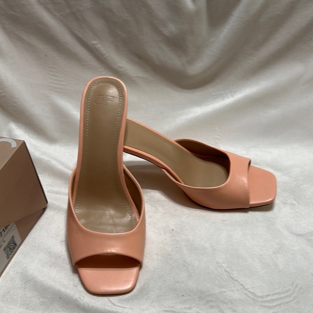Dress sandals